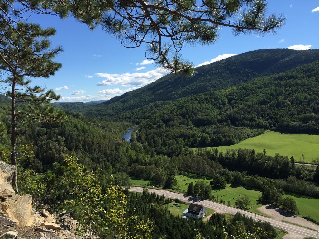Residence Touristique Les Bouleaux Petit-Saguenay エクステリア 写真